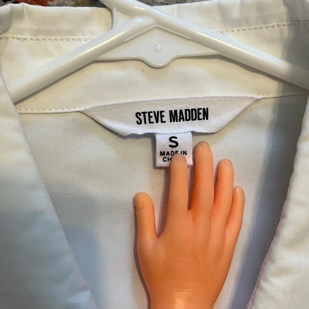 Steve Madden Nadia White Button Down Shirt - Picture 7 of 16